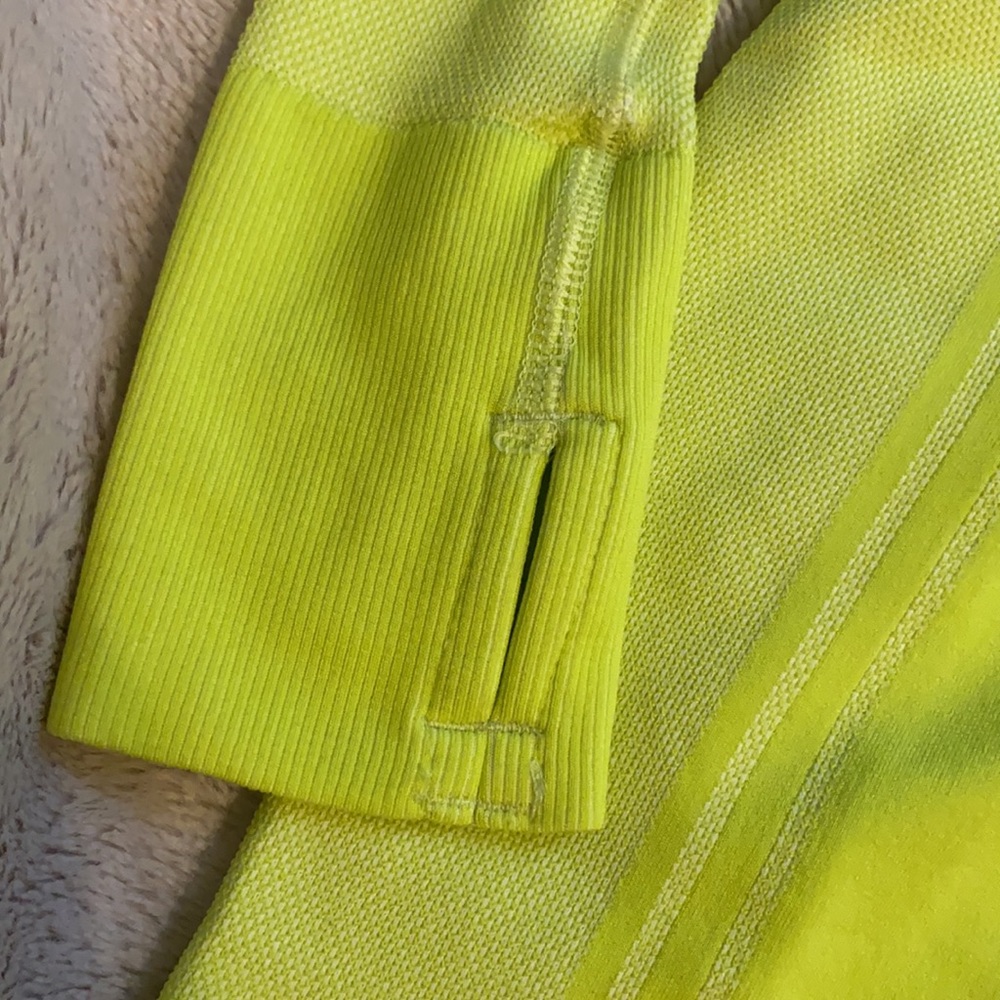 Athleta shirt - Picture 4 of 7